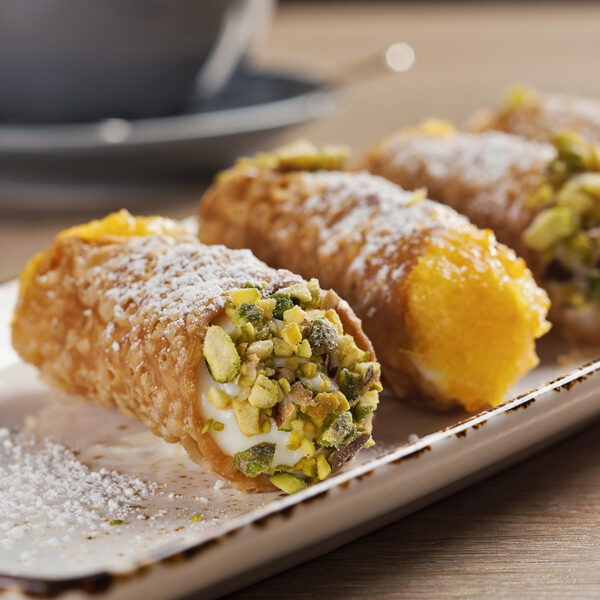 Cannoli_900x900