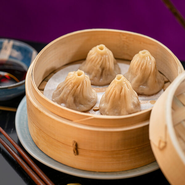 2021_0930_Venetian_Mott32_SoupDumplingsPhoto_034_900x900